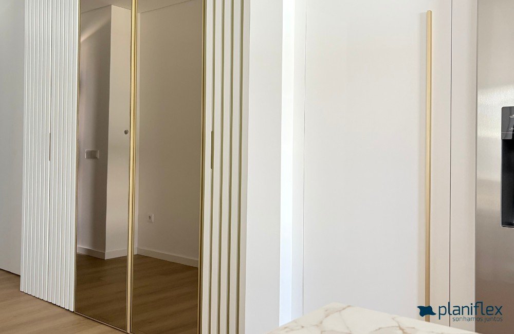 Casa Paredes Águeda — projeto de interiores Planiflex
